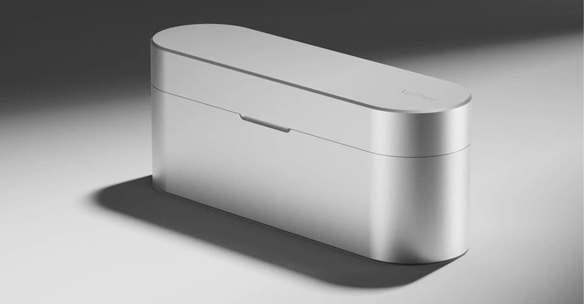 Model r1 - gradient grey - Image 5