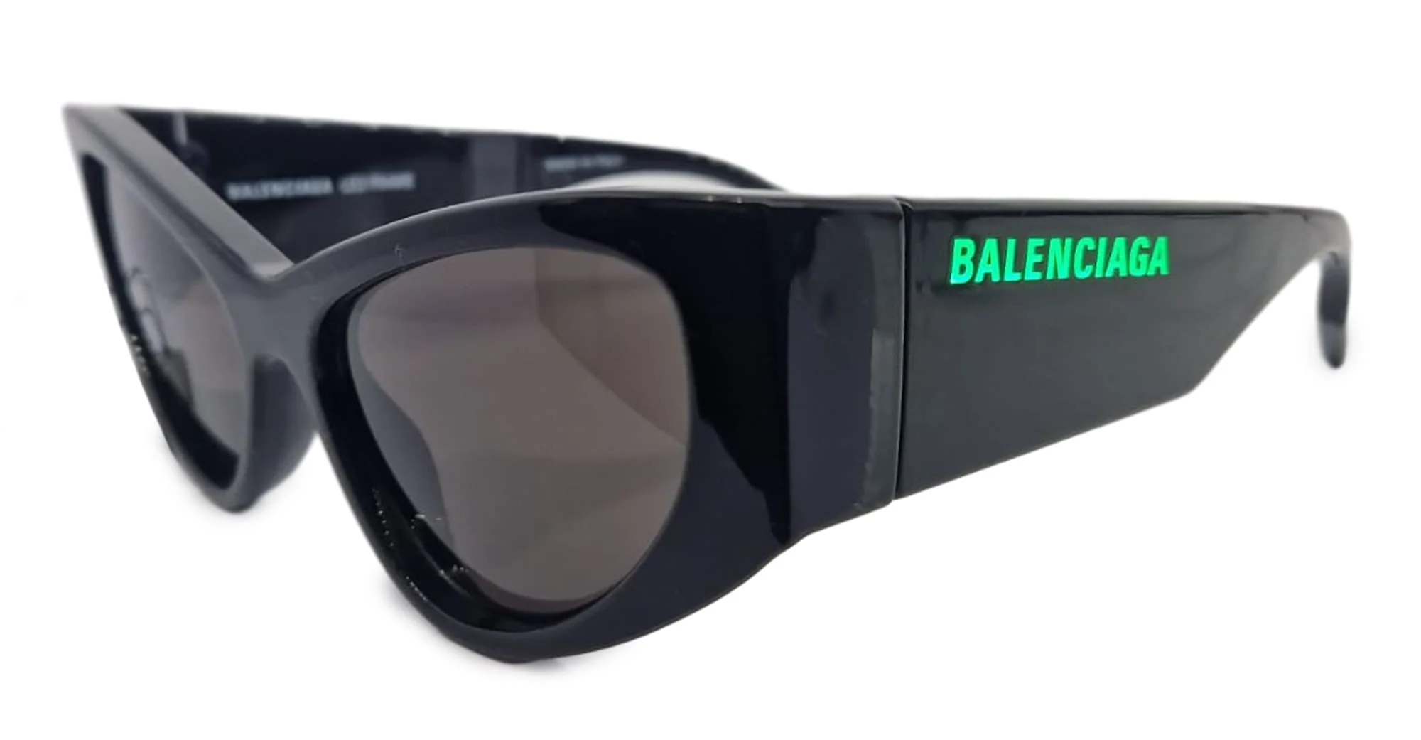 Bb0300s-001 - black / led logo - Image 4
