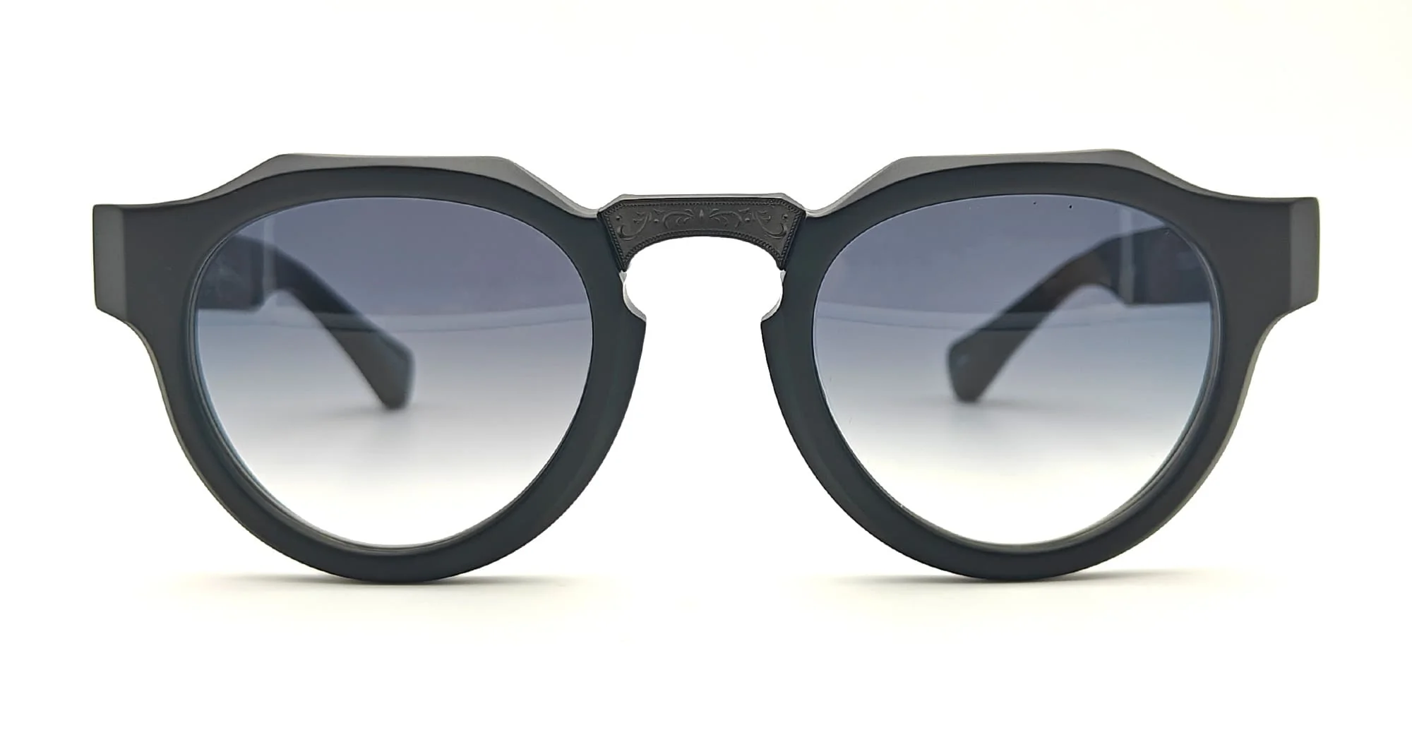 M1037 - matte black